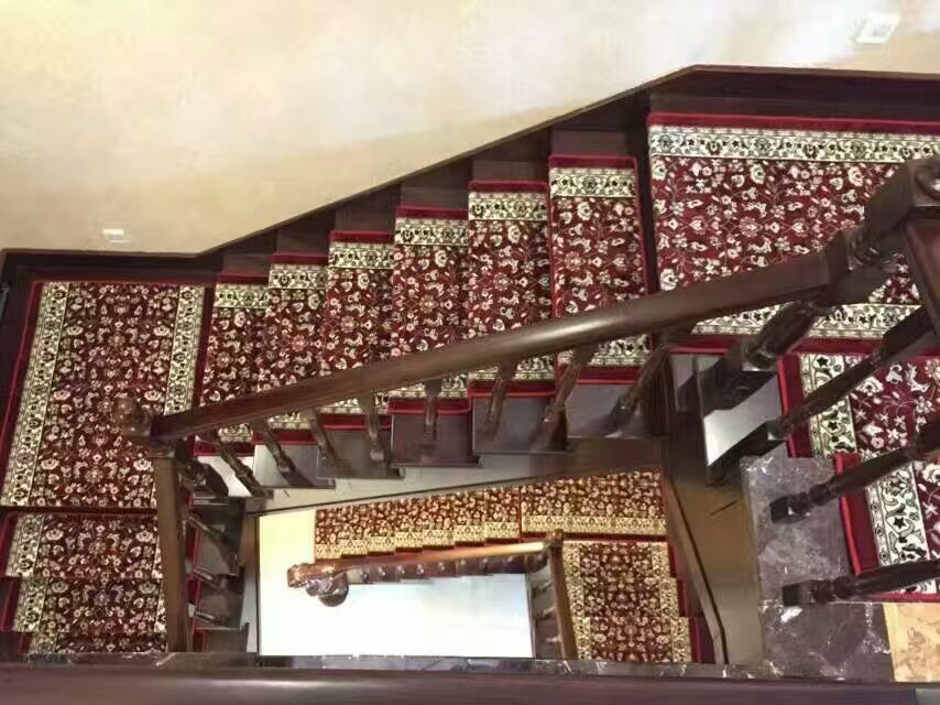 别墅楼梯地毯